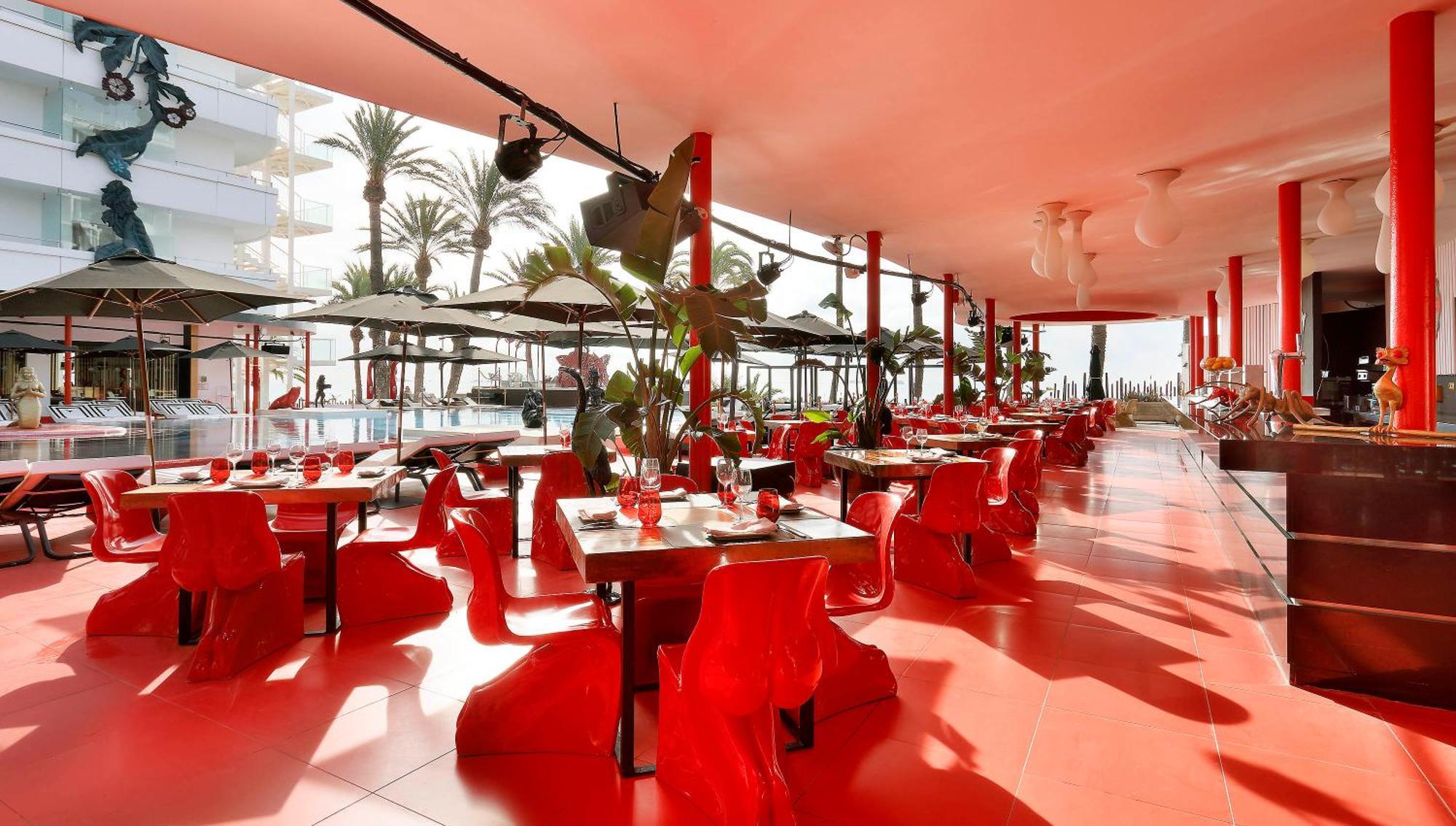 Ushuaia Ibiza Beach Hotel - Adults Only - Club Entrance Included Playa d'en Bossa Exterior photo