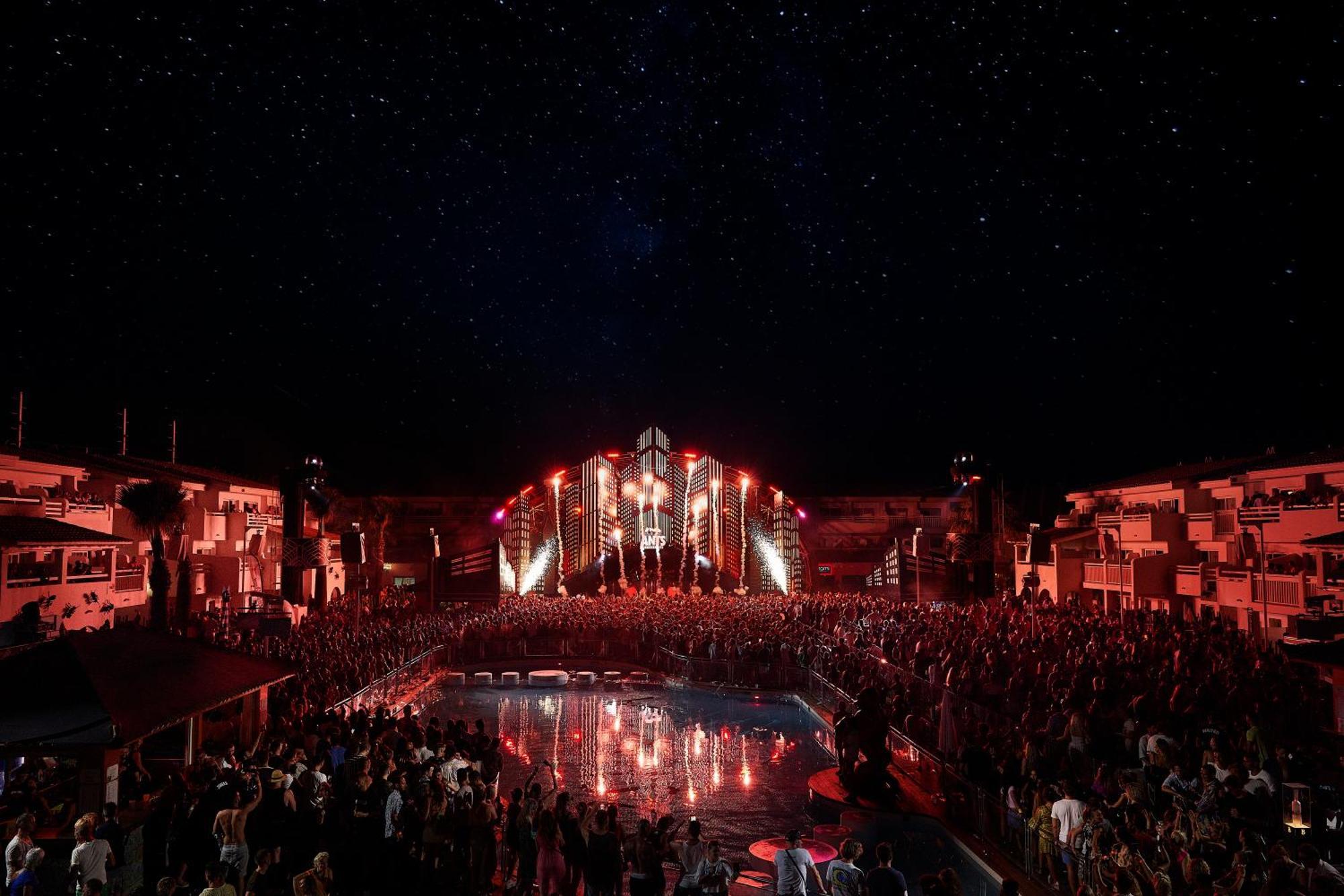 Ushuaia Ibiza Beach Hotel - Adults Only - Club Entrance Included Playa d'en Bossa Exterior photo
